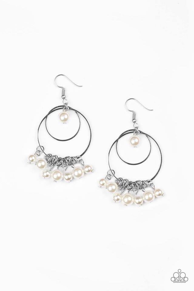 New York Attraction - White