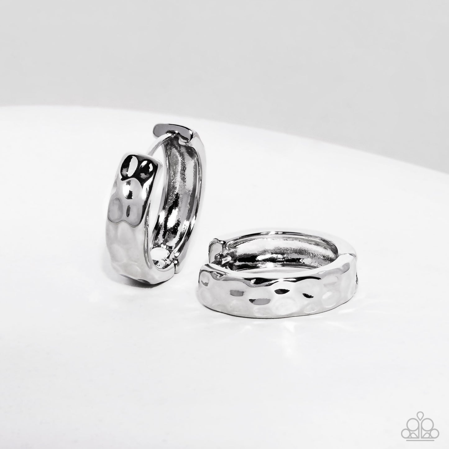 Hammered Hyperaware - Silver