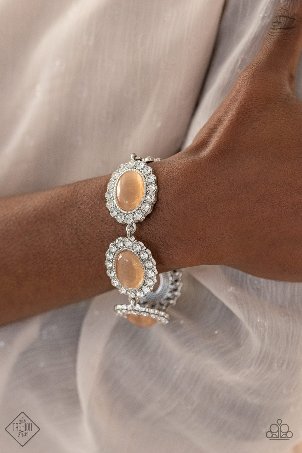 A DIVA-ttitude Adjustment & Demurely Diva - Orange Set