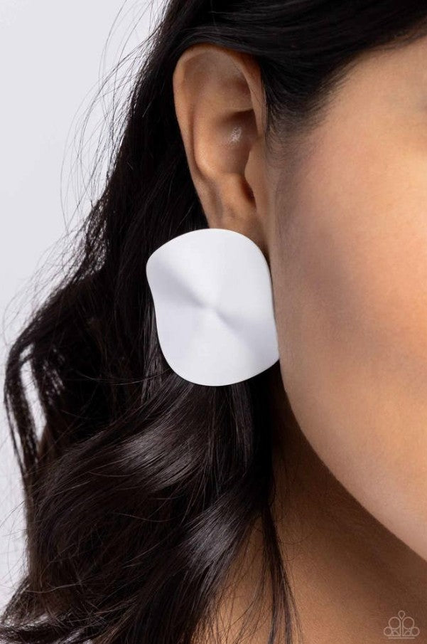 Moody Masterpiece - White