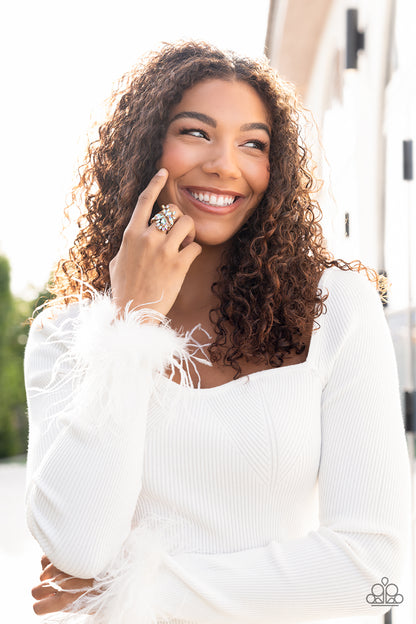 Llamarada ostentosa - Oro