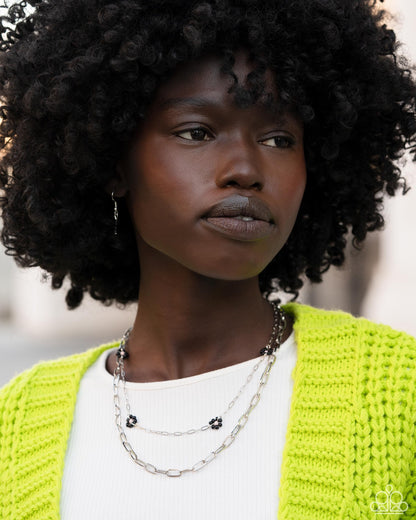 Cogollos atrevidos - Negro