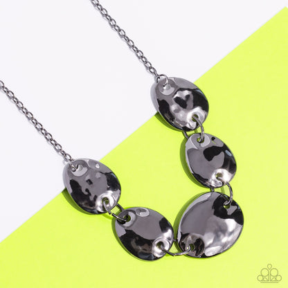 Ese anillo que haces - Negro