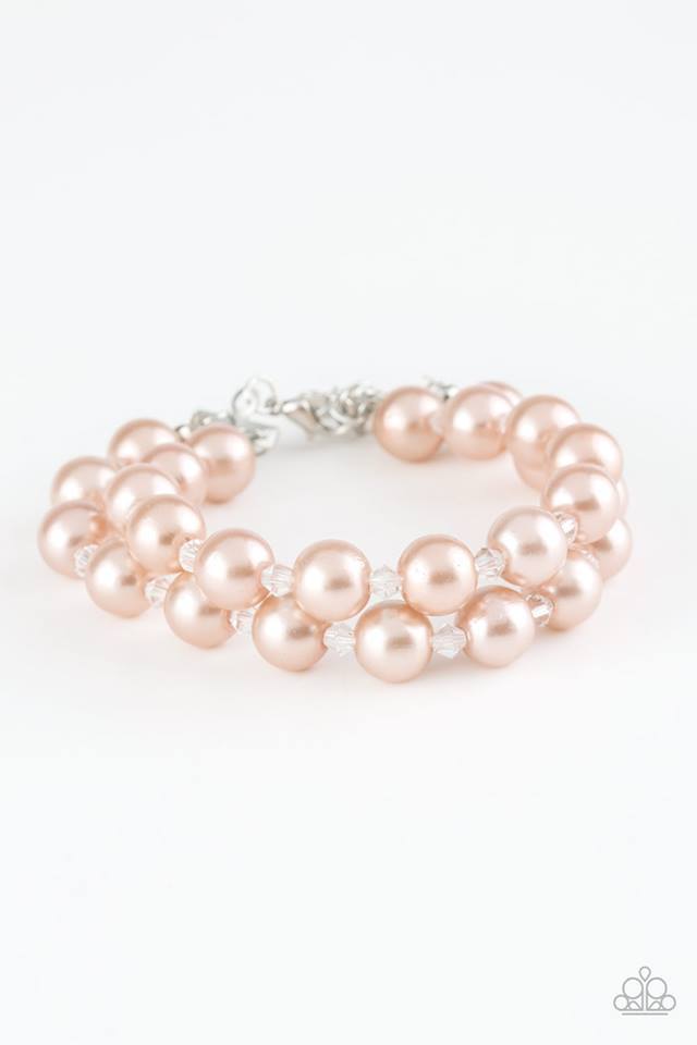 SALÓN DE BAILE y Tablero - Marrón