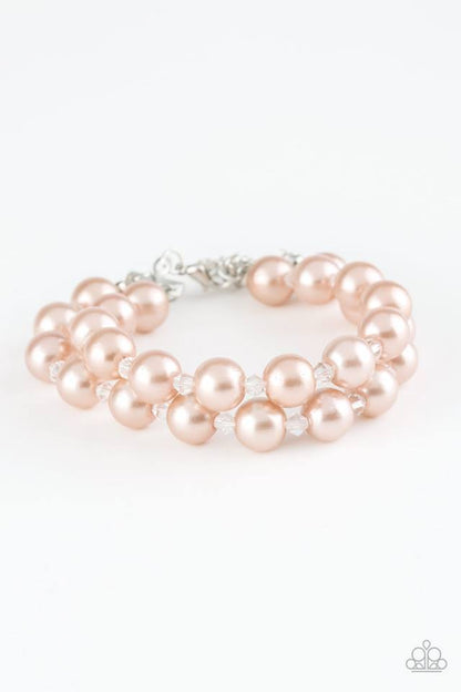 SALÓN DE BAILE y Tablero - Marrón