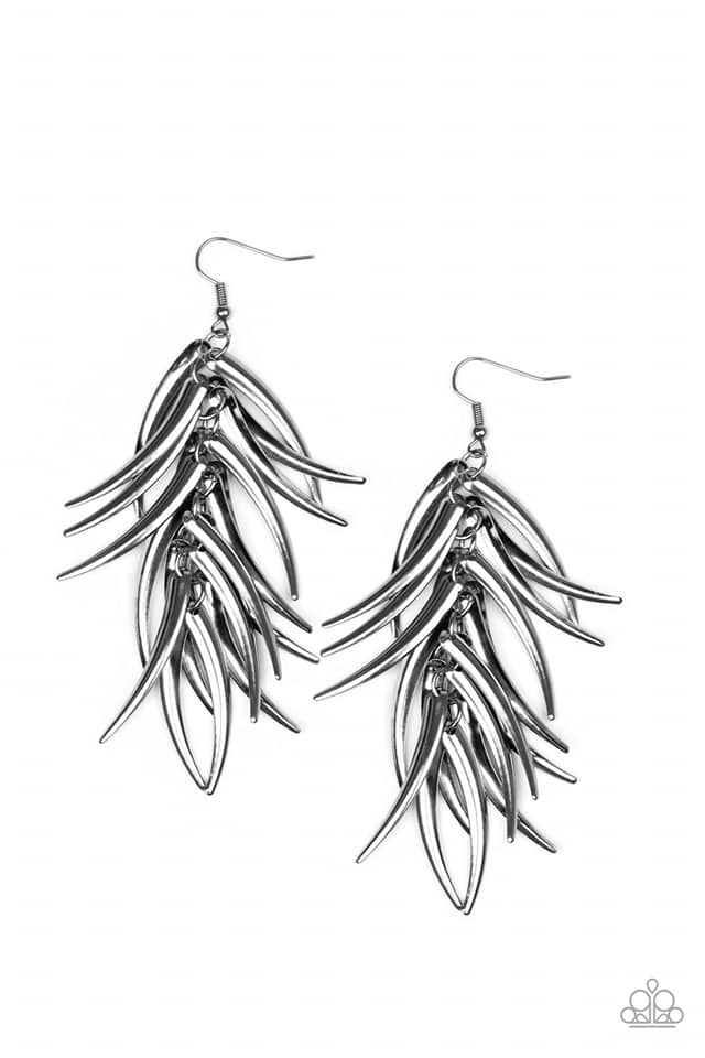 Garras con borlas - Negro