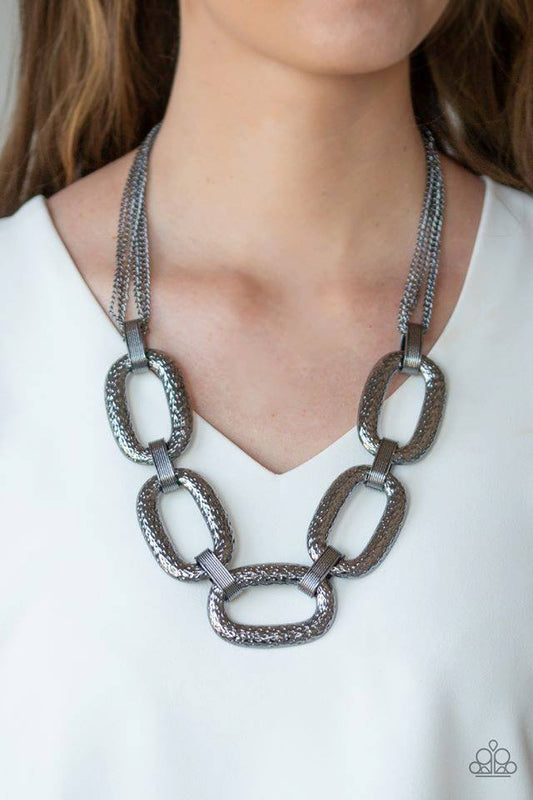 Toma el control - Negro