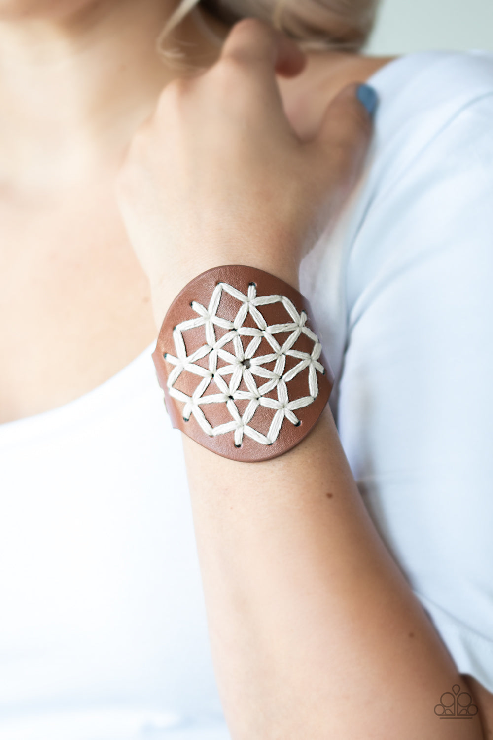 Un punto de cruz en el tiempo - Marrón