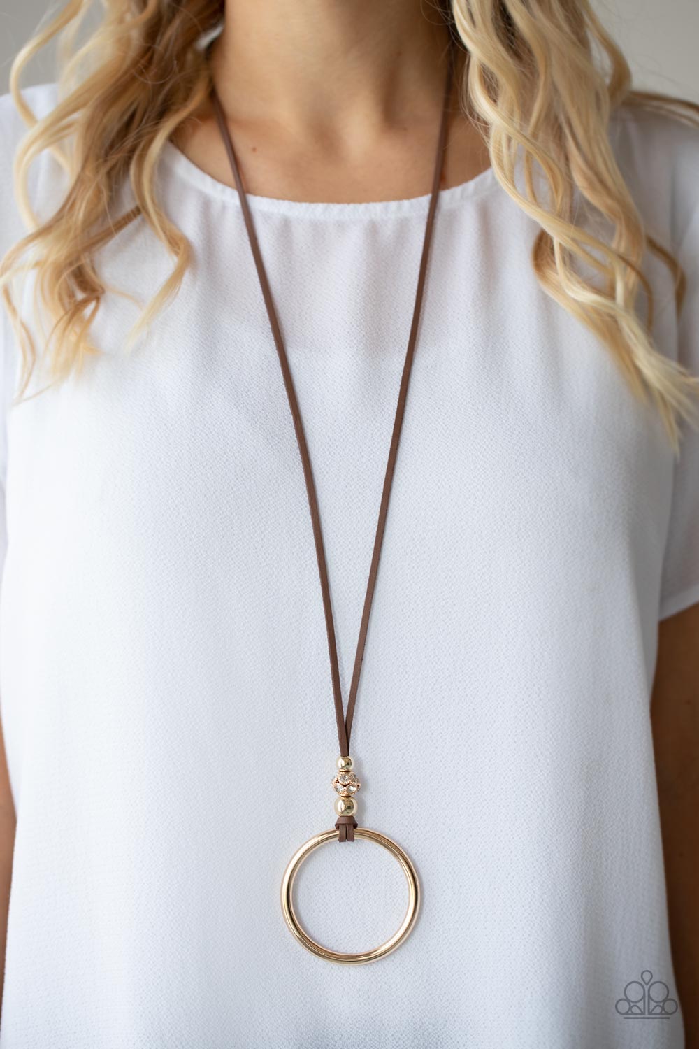 BLING en foco - Marrón