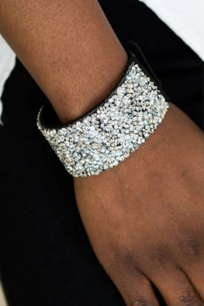 Más por tu dinero - Negro